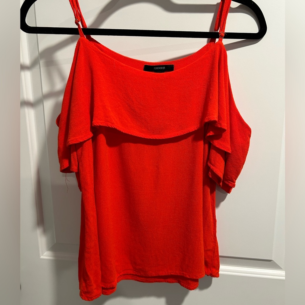 Never worn red summer top from Forever 21, size small